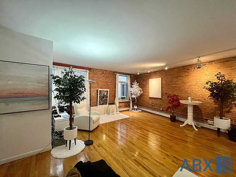 425 Keap St #4A — Photo 2