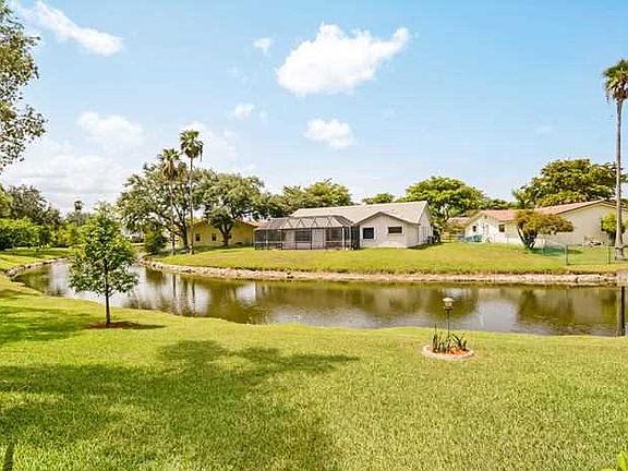 2nd image of 1641 Cypress Pointe Dr #4-9