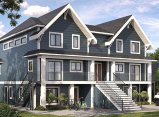 1789 Emerson St #1, Victoria, BC V8R2C2