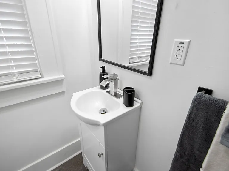 101 Skyline Dr #101 — Photo 8