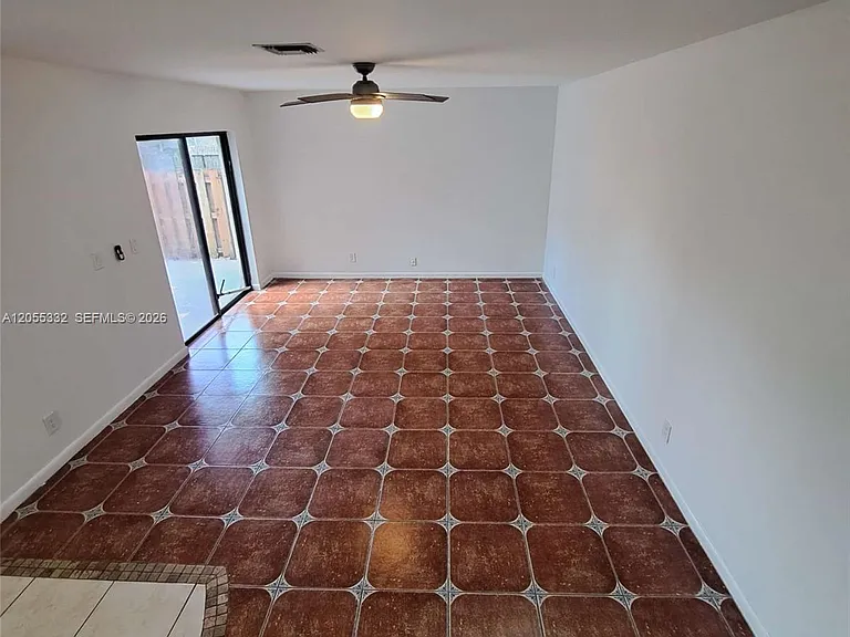 2501 NW 99th Ave #2501 — Photo 7