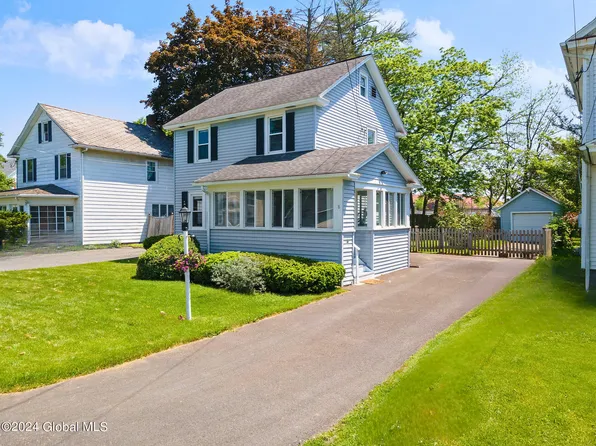 8 Wood Terrace, Albany, NY 12208