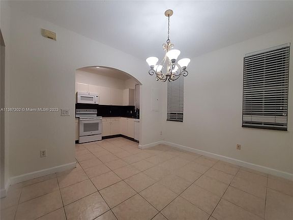 3rd image of 3924 SW 157th Ave #224