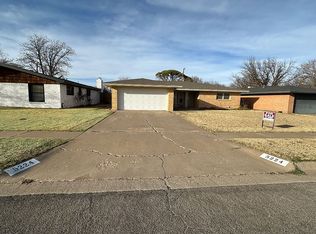 5224 9th St, Lubbock, TX 79416