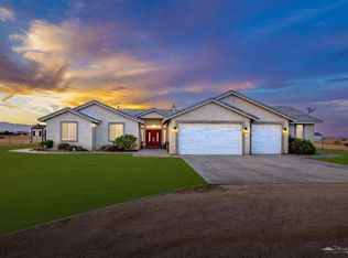 8045 W Avenue C10, Lancaster, CA 93536