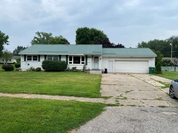 203 S Athletic St, White Pigeon, MI 49099
