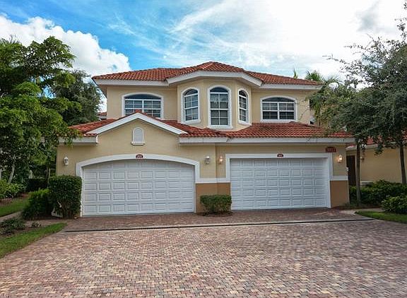 2nd image of 5953 Tarpon Gardens Cir APT 201