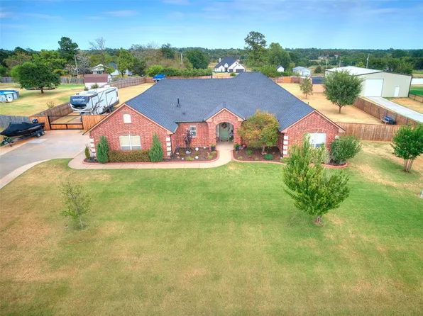 4260 Sundance Ln, Newalla, OK 74857