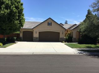 1879 N Nicolette Ave, Clovis, CA 93619