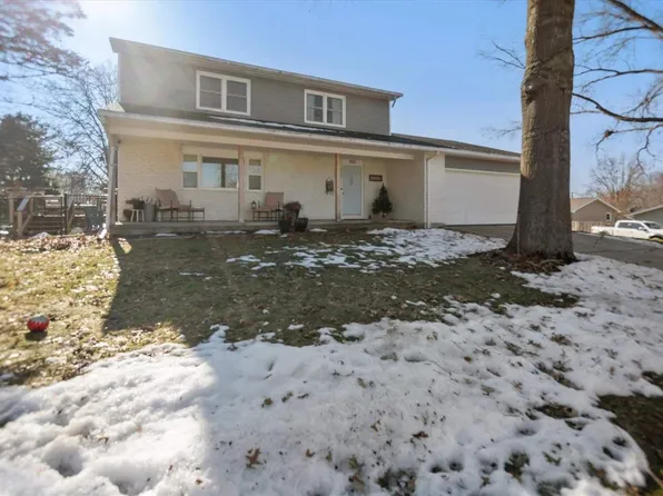 3105 E Washington St, Iowa City, IA 52245