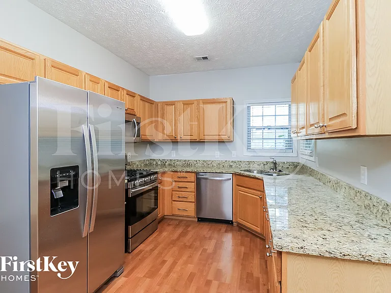 115 Weatherstone Dr — Photo 7