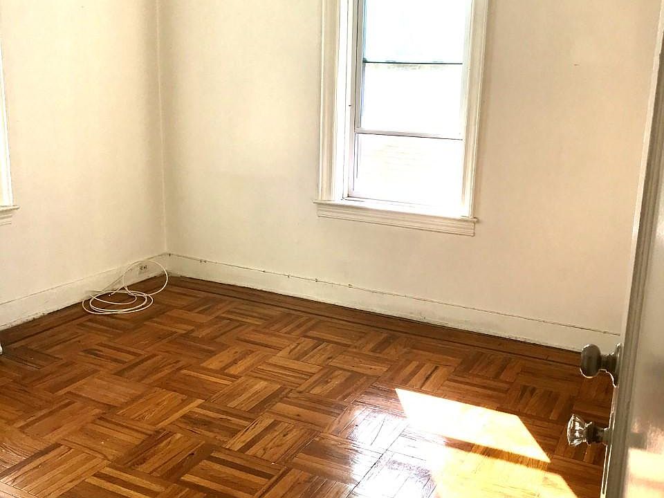 2nd image of 15612 43rd Ave