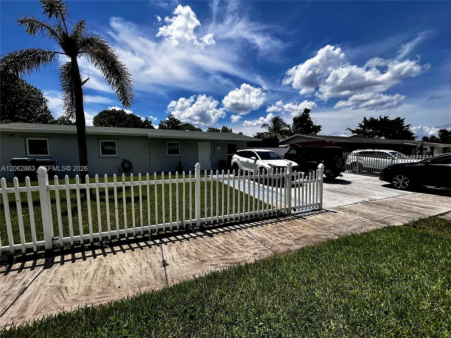 Miami Gardens Manor Sec I — Photo 1