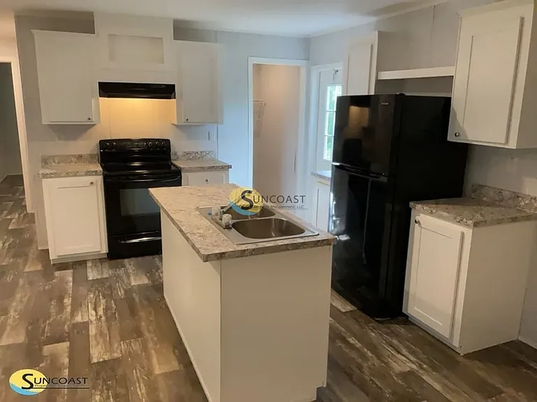5870 Patterson Ave — Photo 6