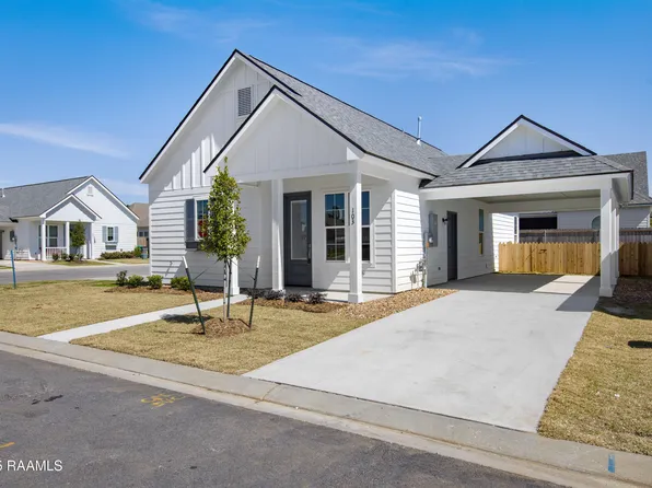 103 Fleet Way, Broussard, LA 70518