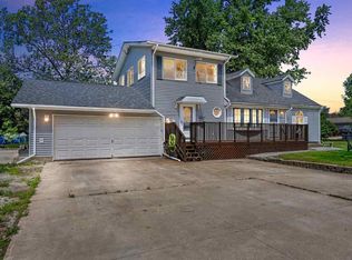 309 Jefferson Ave SW, Swisher, IA 52338