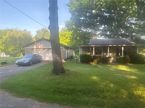 5144 Ford St, Louisville, OH 44641