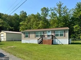 60 Valley Dale Ct, Berkeley Springs, WV 25411