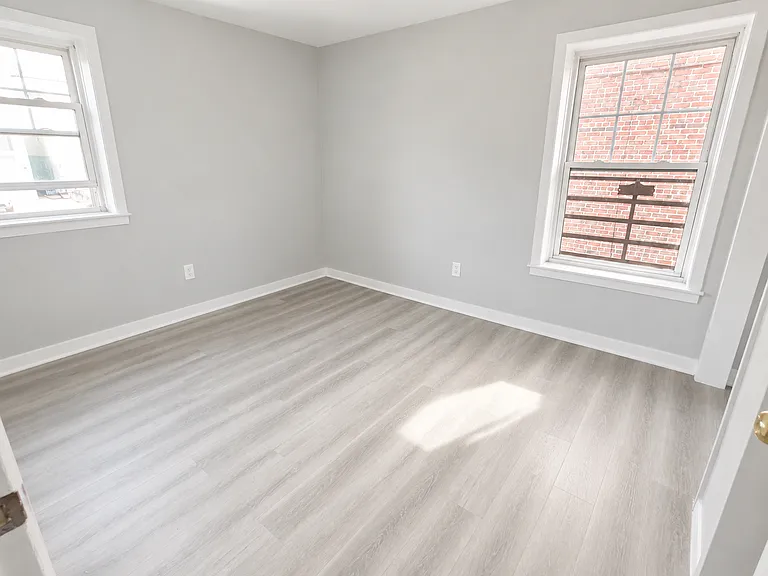 92 Davenport Ave #7 — Photo 3