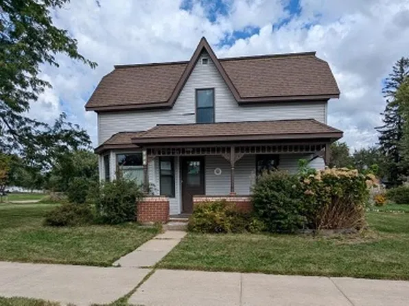 102 East CEDAR STREET, Abbotsford, WI 54405