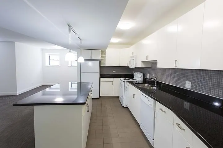 5229 S. Drexel Avenue — Photo 11