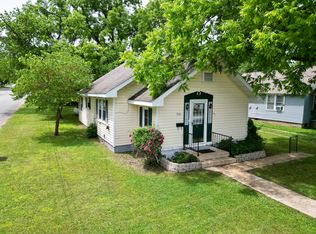902 Woodland Ave, West Plains, MO 65775