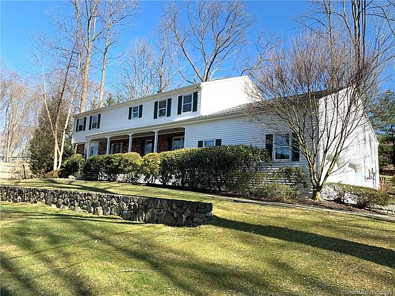 2nd image of 54 Blue Rock Dr