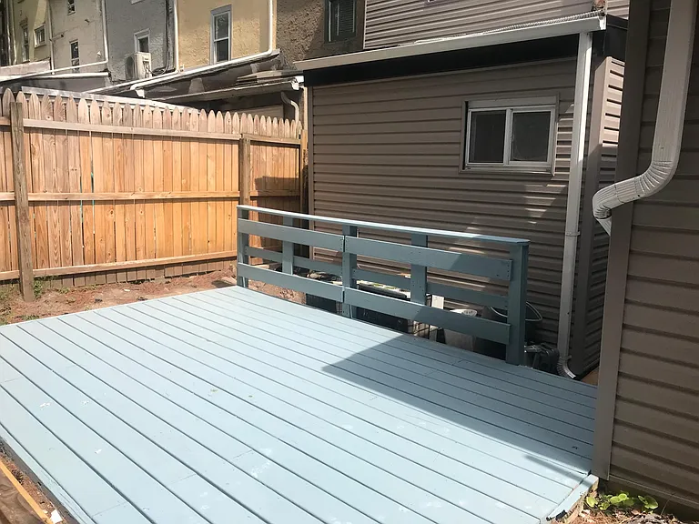 126 Conarroe St #1 — Photo 14