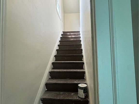 5th image of 3540 E 110th St