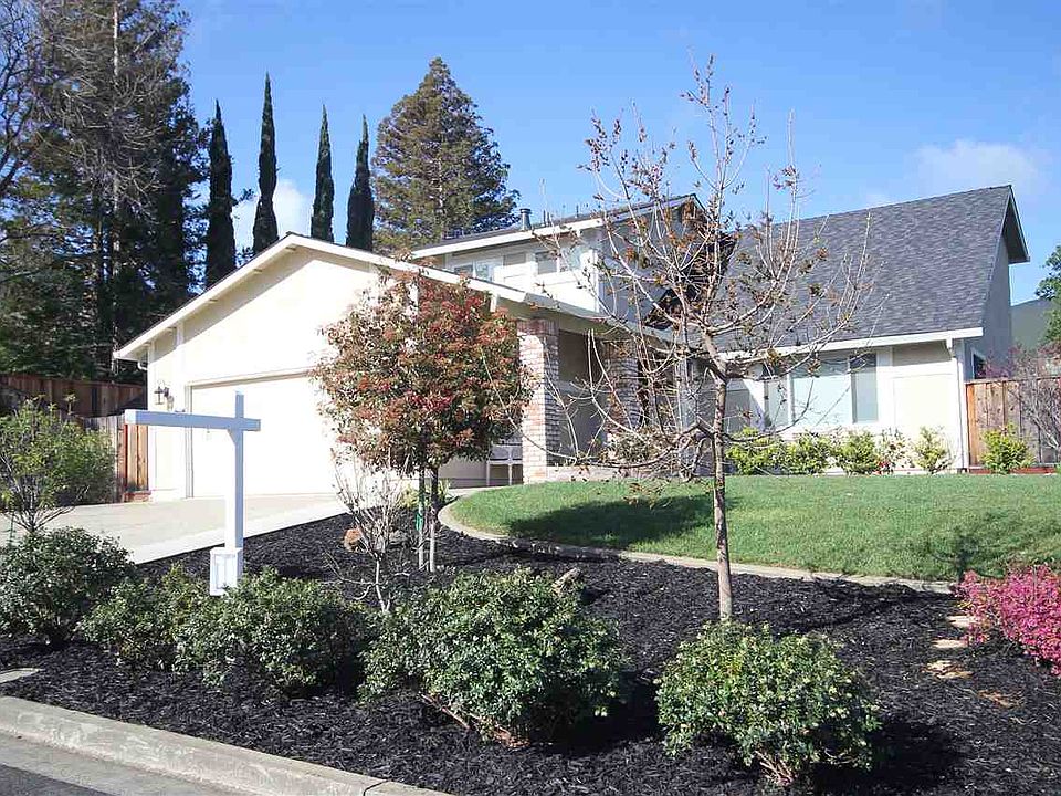 2nd image of 585 Mount Olivet Pl