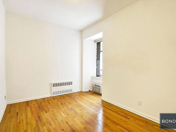 5th image of 310 W 80th St APT 5