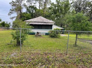 114 E Hicks St, Palatka, FL 32177