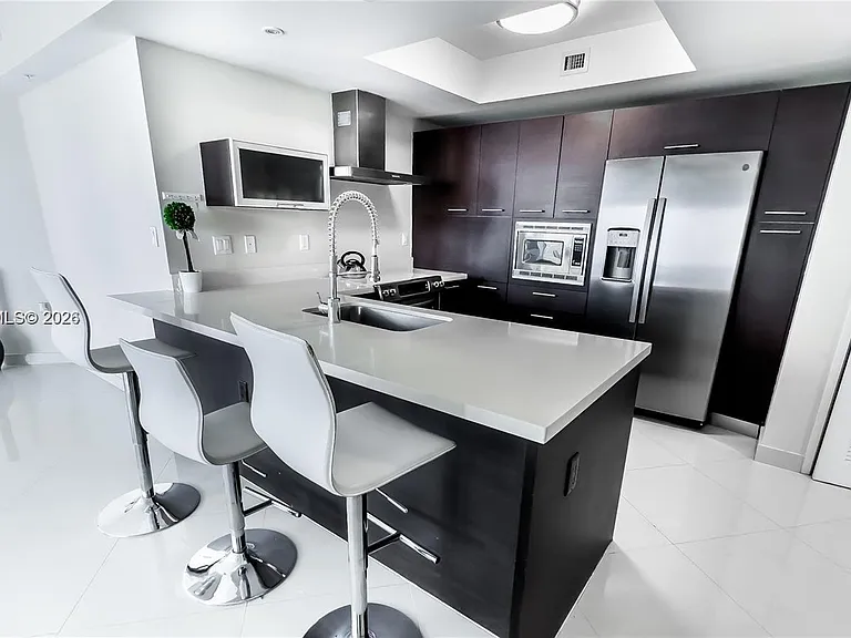 200 Sunny Isles Blvd #21205 — Photo 8
