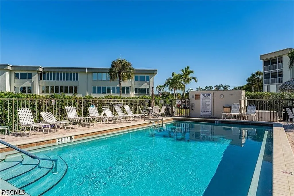 2 bed, 2.0 bath, 1000 sqft, $1,750 — Photo 4