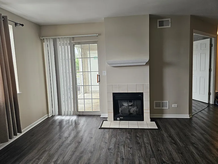738 N Gary Ave #201 — Photo 9