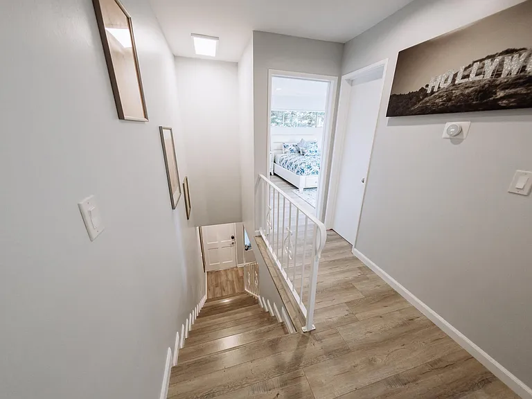 11153 Morrison St — Photo 39