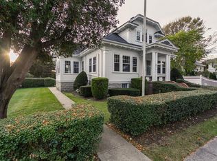 10 Castle Ave, Fairhaven, MA 02719