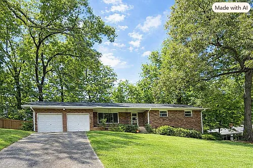 2407 Summerland Dr Photo 1