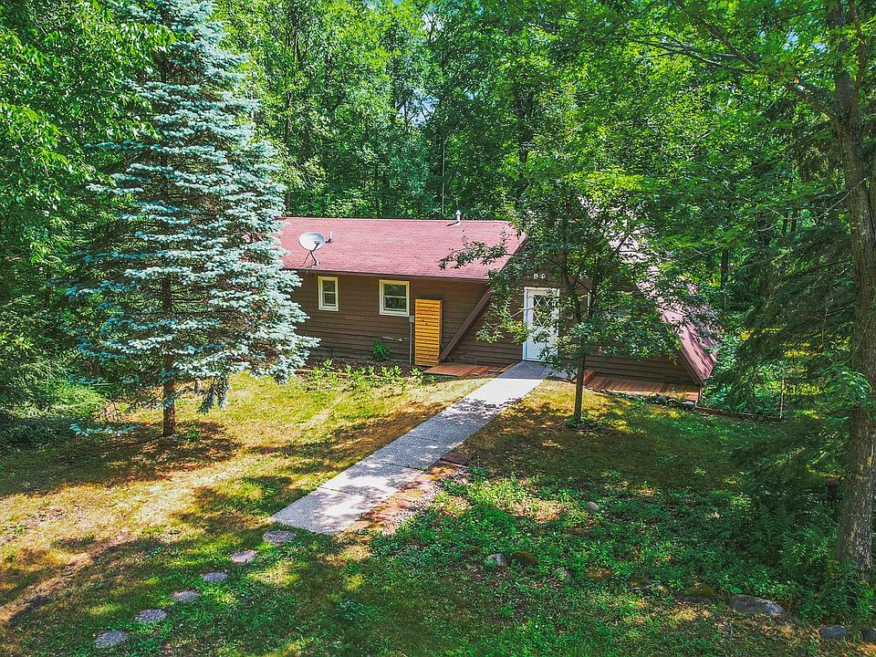 1st image of 26634 Riverview Dr