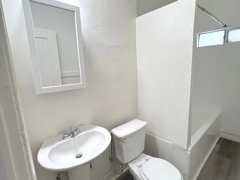 904 S Catalina St #4 — Photo 5