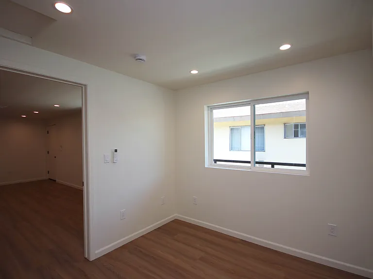 1170 Huntington Dr #C1 — Photo 18