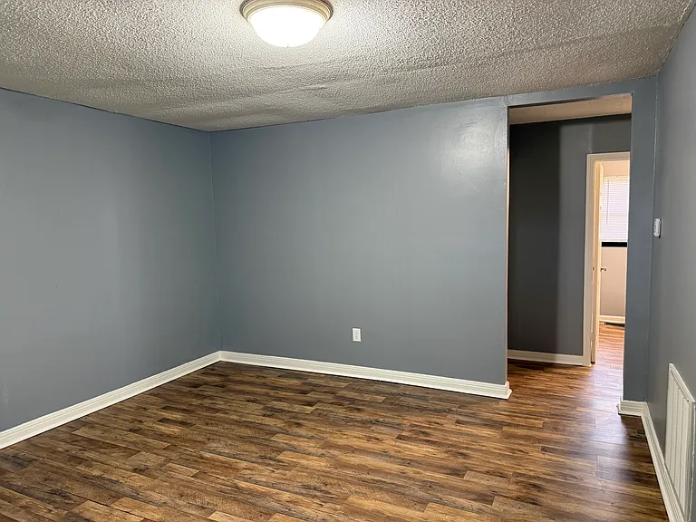 704 Smart St — Photo 4
