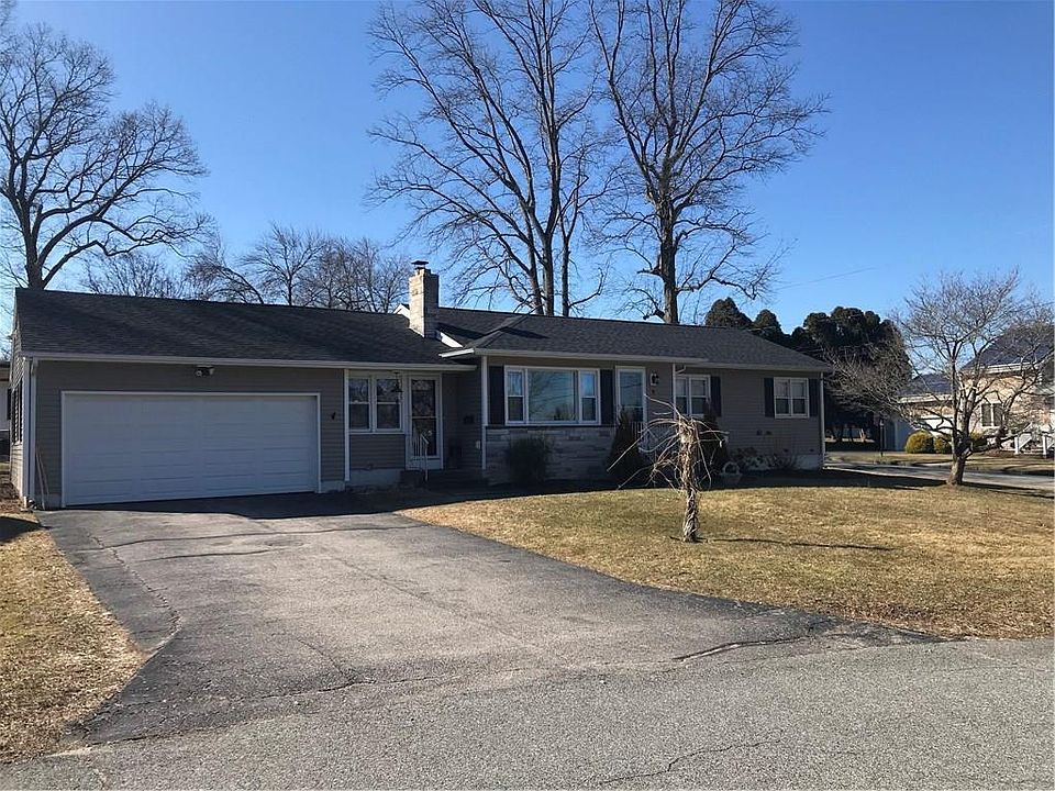 9 Coldbrook Dr, Cranston, RI 02920 Zillow