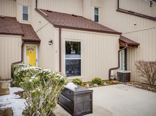 780 Hamilton Rd APT B6, Blountville, TN 37617