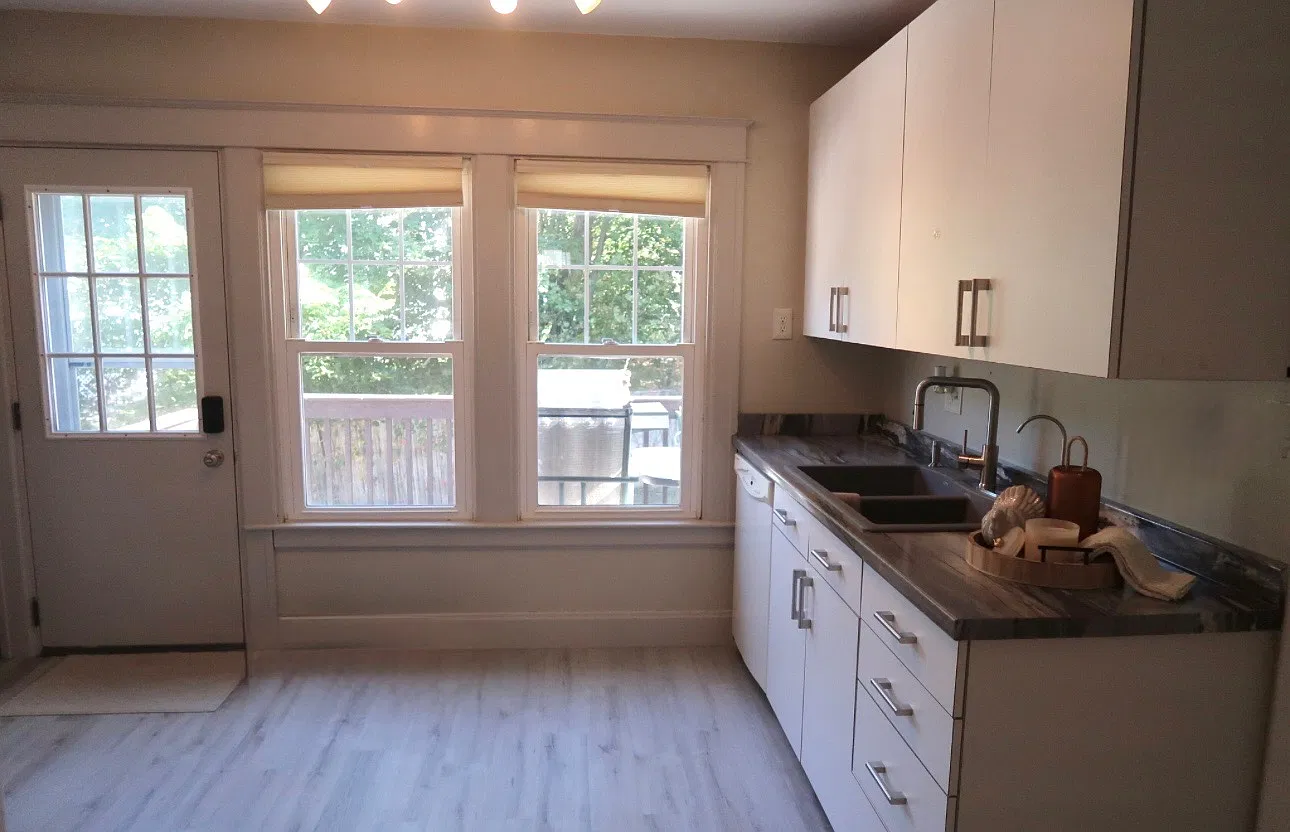 1 bed, 614 sqft, $1,950 — Photo 3