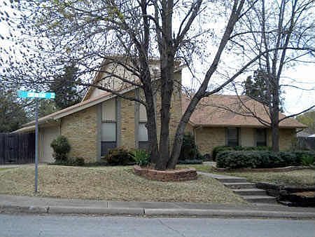 1st image of 807 Cherlyne Dr