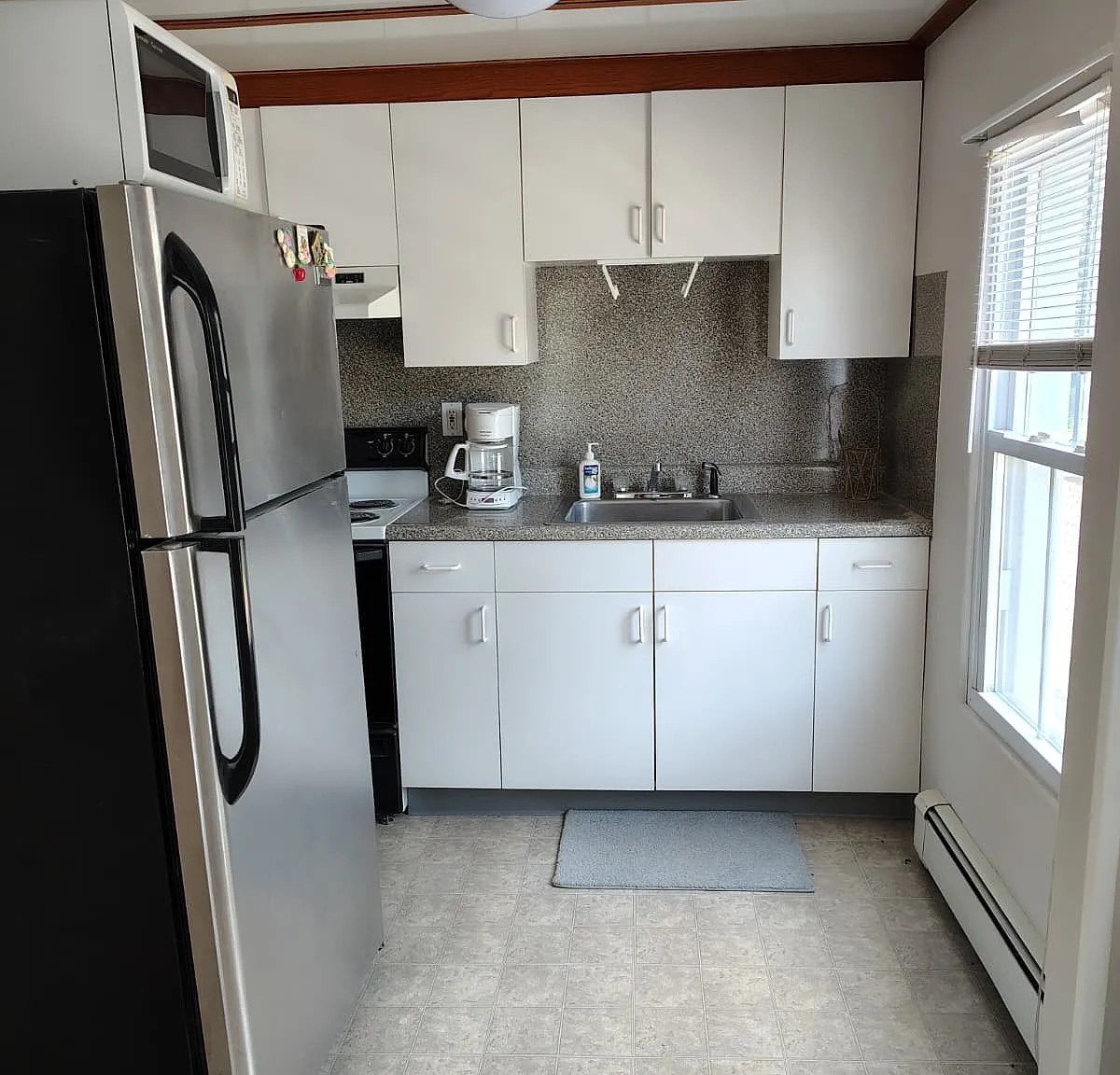 1 bed, 700 sqft, $1,600 — Photo 3