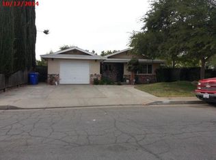247 Sycamore Ave, Lindsay, CA 93247
