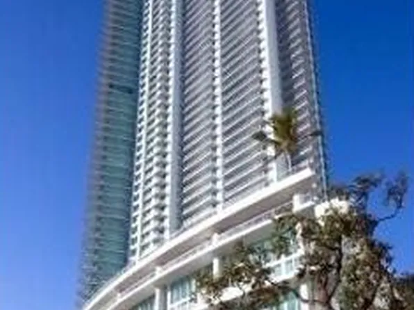 92 SW 3rd St APT 4910, Miami, FL 33130