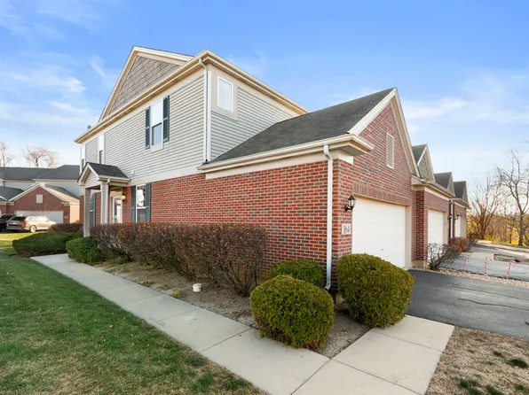 164 Neutrenton Ave, Elgin, IL 60120